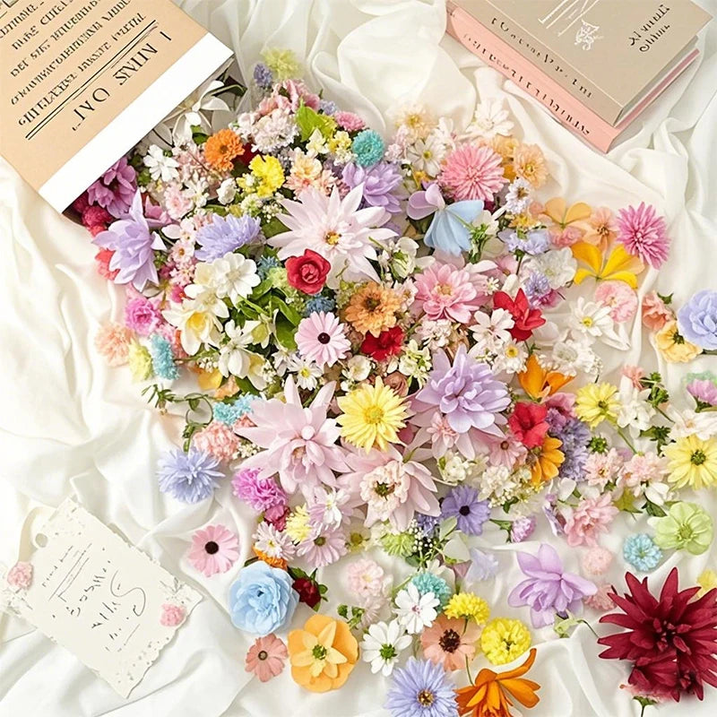 20/52Pcs Mini Random Mix Artificial Flowers Silk Fake Flowers for Home Decor DIY Craft Gifts Accessories Bride Wedding Decor