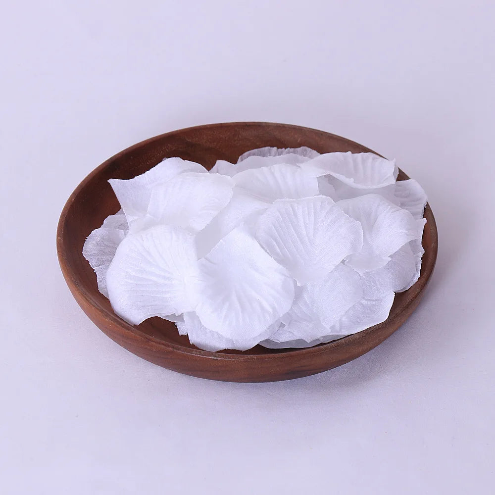 1000pcs Rose Petals Fake Rose Petals Romantic Night Wedding Flower Decoration for Party Decor and Valentine's Day Celebration